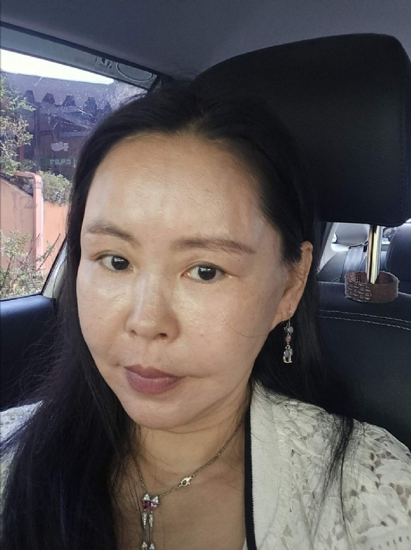 仁荷的第三张照片--镇江相亲服务中心