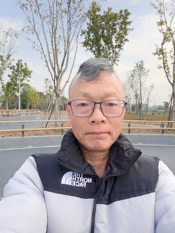 做喜欢的事的第一张照片--镇江相亲服务中心