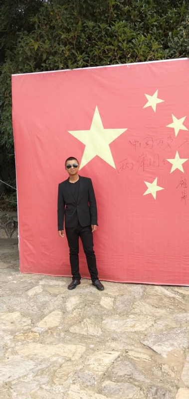 奔腾的小乌鸦的第一张照片--镇江相亲服务中心