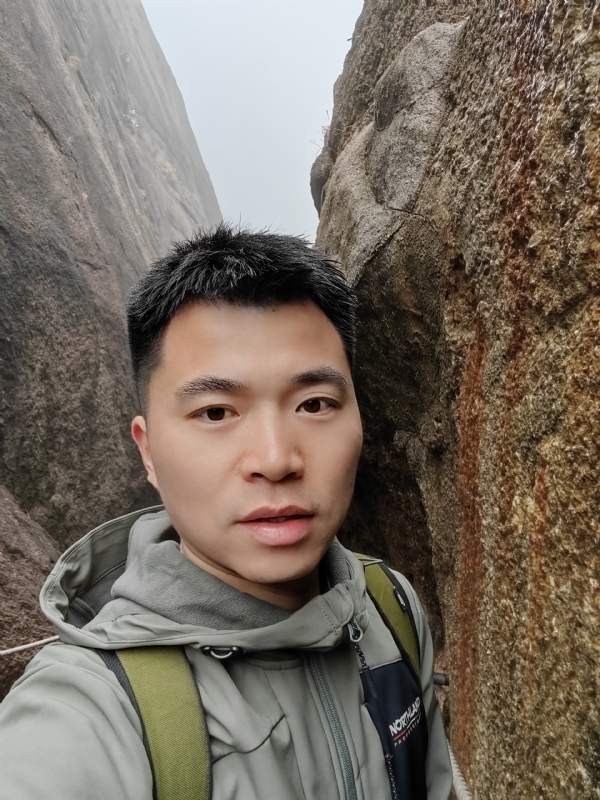 讲不出再见的第四张照片--镇江相亲服务中心