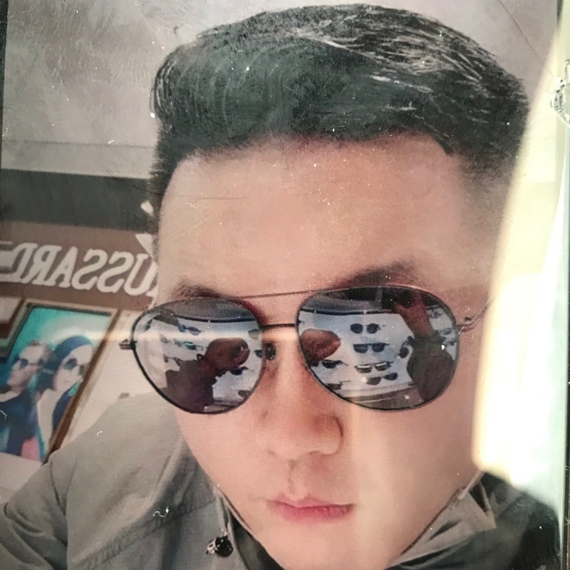 至尊宝的第一张照片--镇江相亲服务中心