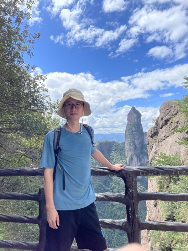 陈留的第二张照片--镇江相亲服务中心