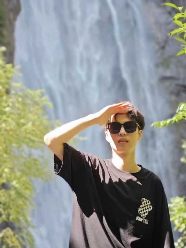 大橙子的第一张照片--镇江相亲服务中心