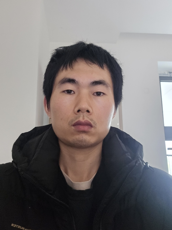 洛华晟的第三张照片--镇江相亲服务中心