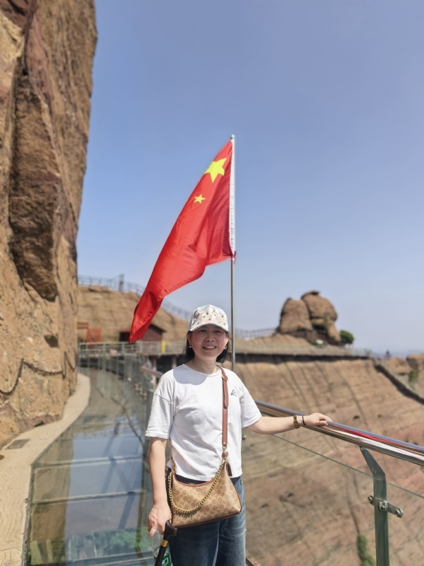 久久的第二张照片--镇江相亲服务中心